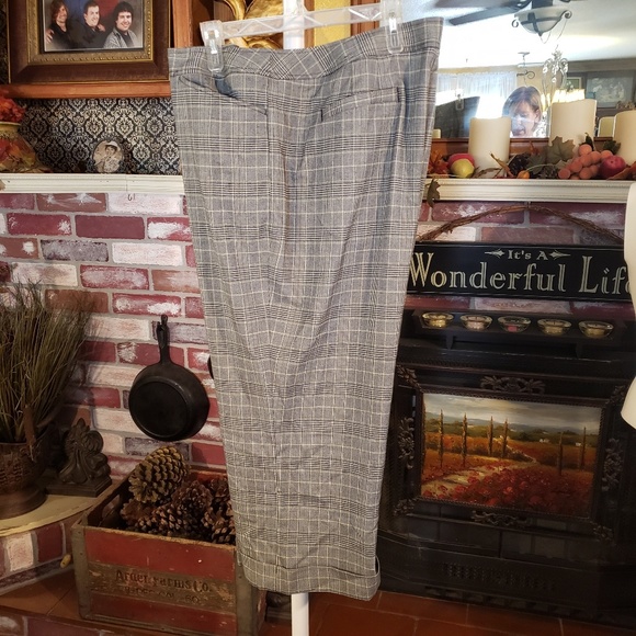 LANE BRYANT GLEN PLAID CUFFED CULOTTES 24 - Picture 1 of 8